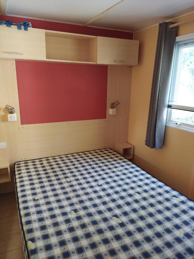 Camping Homair Domaine Des Iscles Mobil-Home Climatise 拉罗克当泰龙 外观 照片
